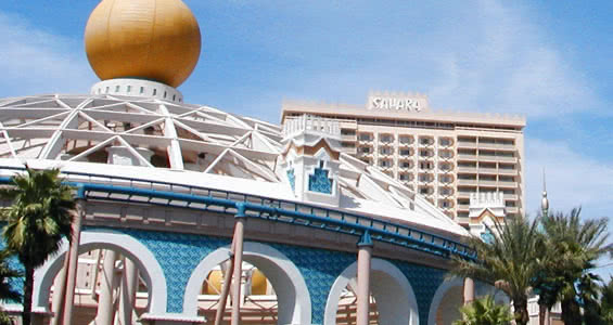 Самый жаркий игорный комплекс Лас-Вегаса - казино-отель Сахара.